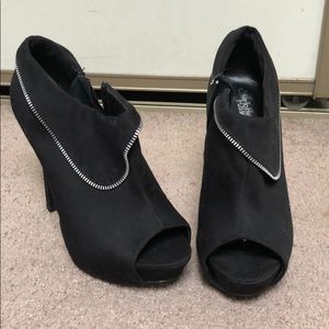 Black peep toe platforms